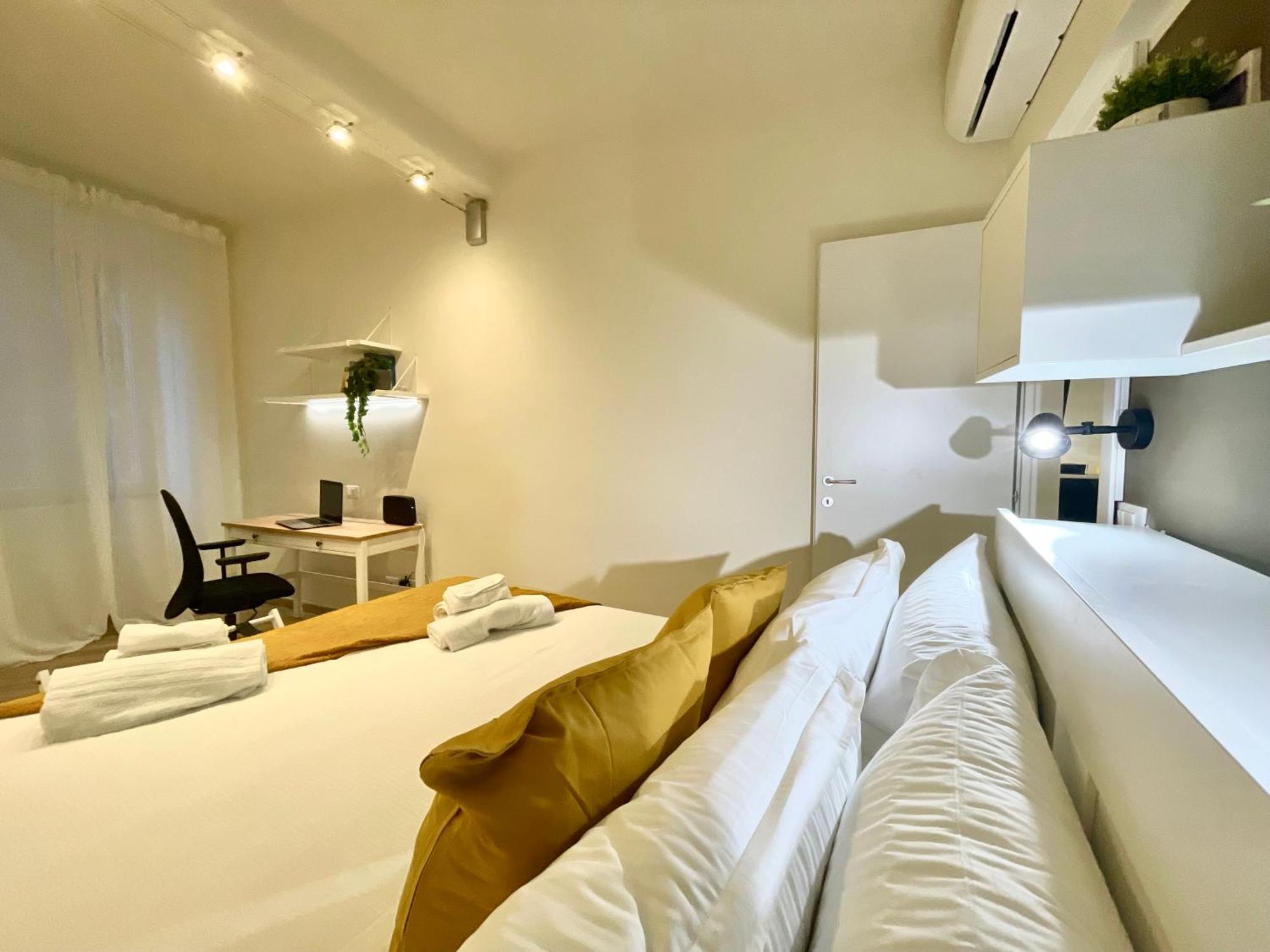 Happy Family Apartments Incantesimo Генуя Экстерьер фото